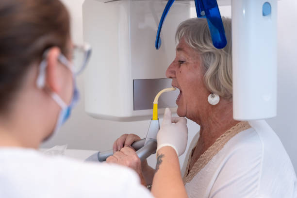  Lake Forest, CA Emergency Dentist Pros